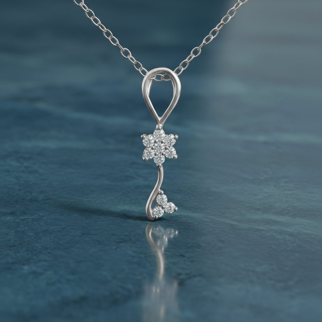 0.1 Ct Floral Diamond Pendant Necklace in 14Kt