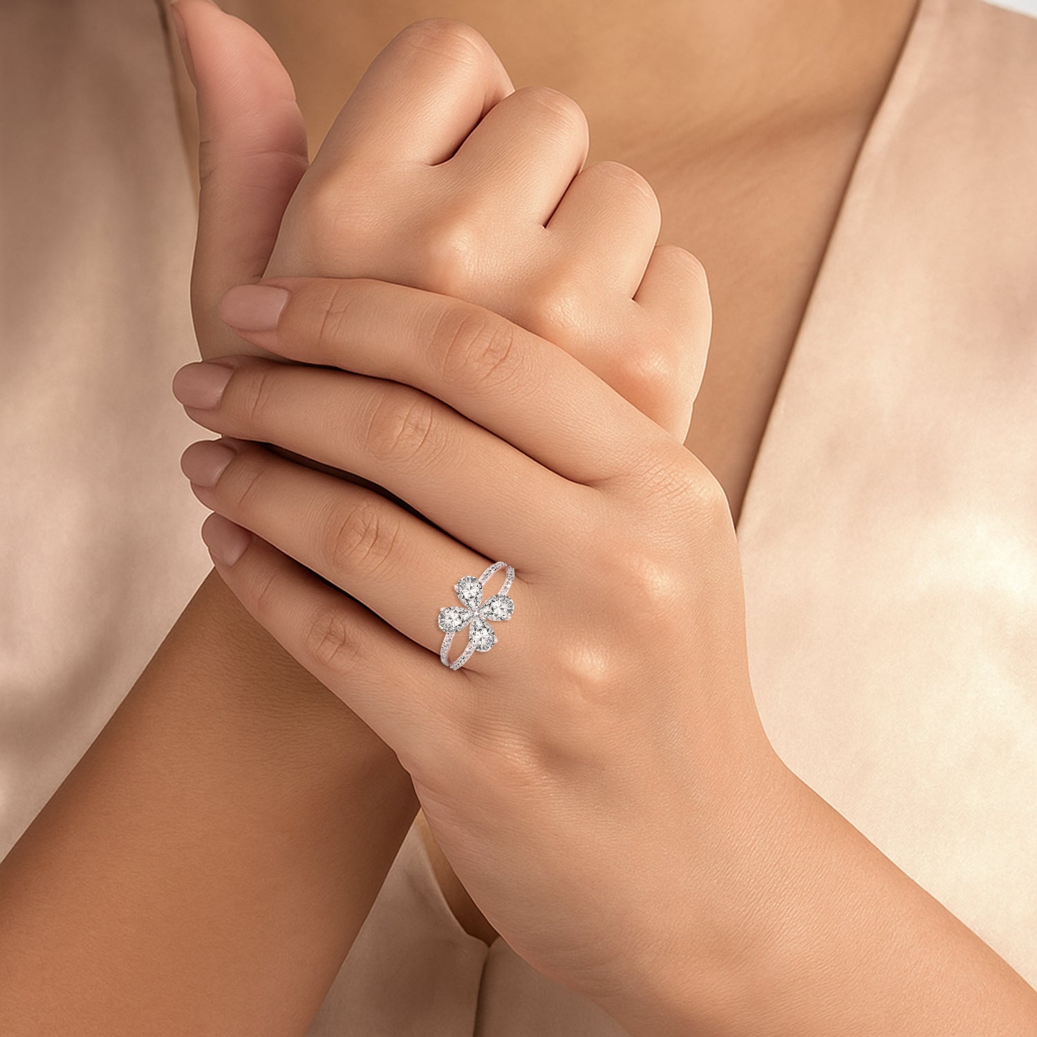 1.38 Ct Pear Shape Diamond Clover Ring | 14K Rose Gold