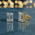 Sparkles Emerald Stud Diamond Earring